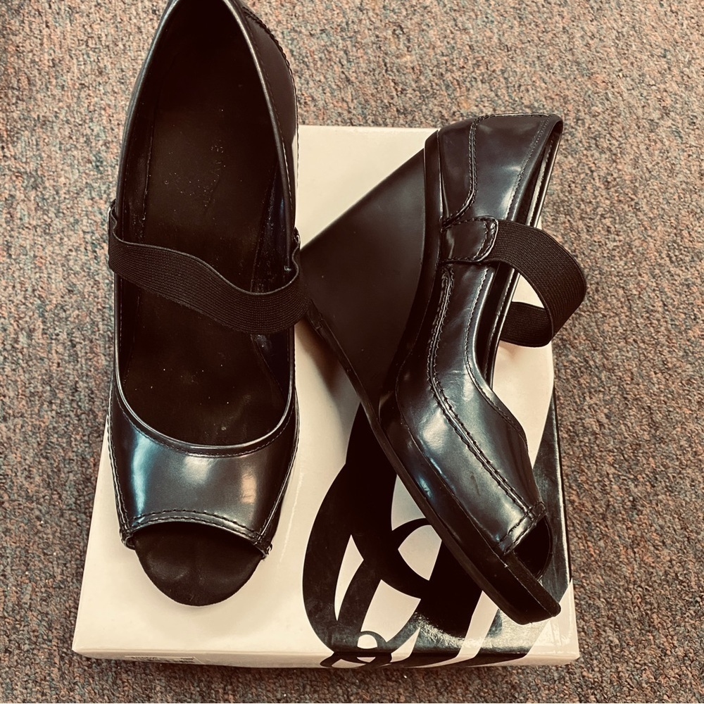 Nine West wedges